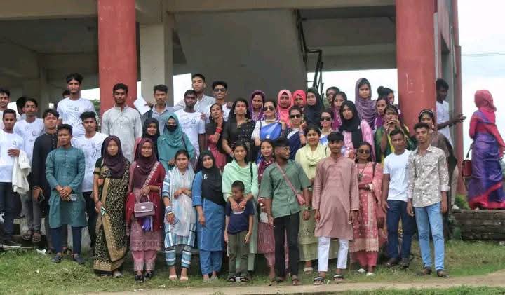 হাতিয়া কলেজ