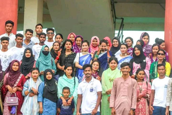 হাতিয়া কলেজ